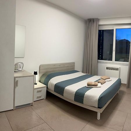 *Veranda'S Rooms* - Free Parking In Central Lugano Bagian luar foto